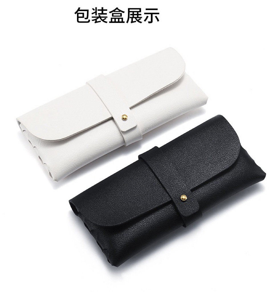 1002 검정색 프레임, 검정색 및 회색 트림 + 가죽 가방 + 패브릭