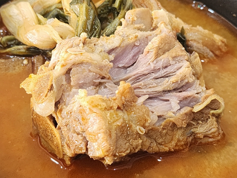 584256_detail_38.jpg