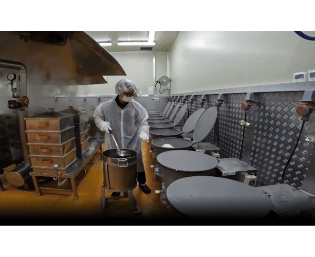 98809144_detail_6.jpg